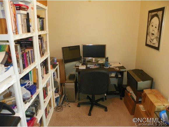 260 Blue Heron DR - Photo 18