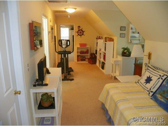 260 Blue Heron DR - Photo 21