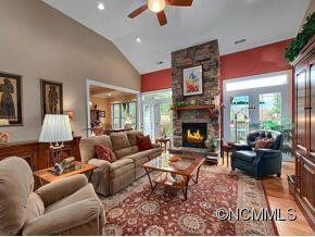 224 HAWKS CREST LANE - Photo 5