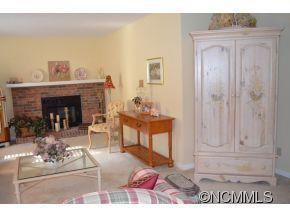 110 Beechwood Dr. - Photo 2