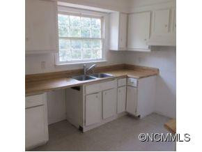 - Photo 2