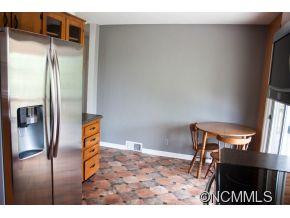 33 Skyland Circle - Photo 12
