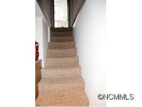 33 Skyland Circle - Photo 14