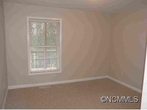 712 Hollow Log Lane - Photo 8