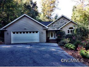 358 Presidential Drive - Photo 2