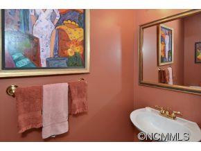 358 Presidential Drive - Photo 8