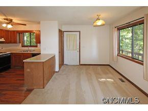 37 Country Road - Photo 21