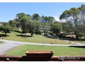 44 Fairway Hills Drive - Photo 2