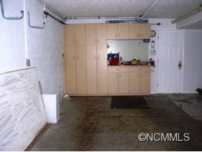 252 Haywood Knolls Drive - Photo 17