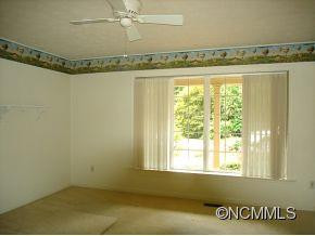 406 CROOKED CREEK ROAD - Photo 11