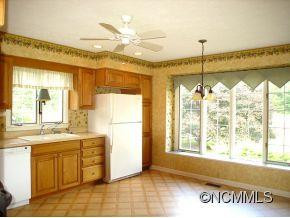 406 CROOKED CREEK ROAD - Photo 13