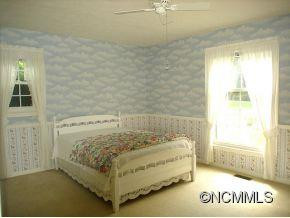 406 CROOKED CREEK ROAD - Photo 10