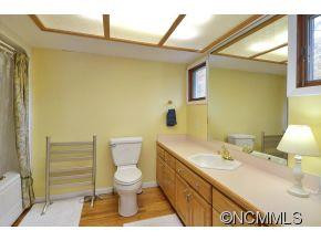 405 Winchester Creek Road - Photo 14