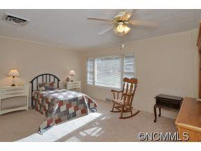 405 Winchester Creek Road - Photo 15