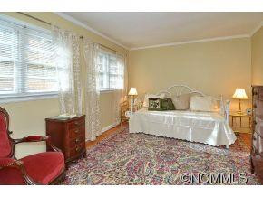 405 Winchester Creek Road - Photo 17