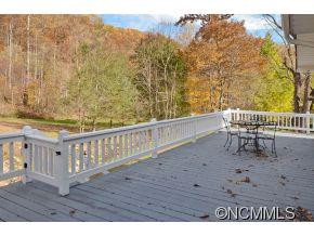 405 Winchester Creek Road - Photo 10