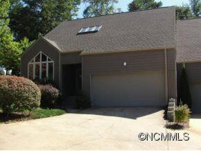 15 HIGHLAND POINTE COURT