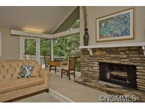 781 Cardinal Drive - Photo 4