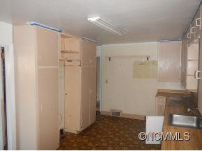 26 North Buncombe School Road - Photo 19