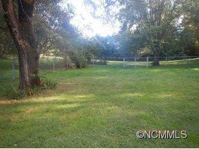 26 North Buncombe School Road - Photo 3