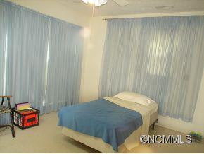 6 RED APPLE DRIVE - Photo 5