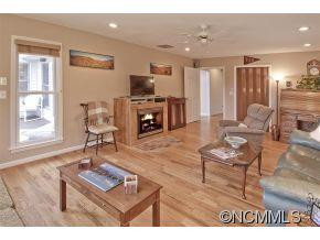 6021 Hunting Country Road - Photo 12