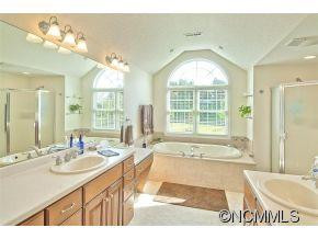 6021 Hunting Country Road - Photo 15