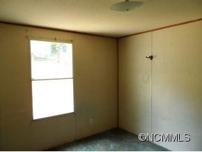 5067 N. Hwy 107 - Photo 6