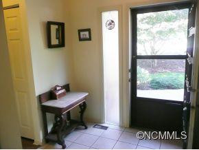 423 Crowfields Drive - Photo 2