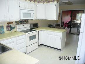 423 Crowfields Drive - Photo 7