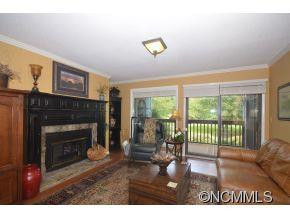 87 Willow Road  D-5 - Photo 2