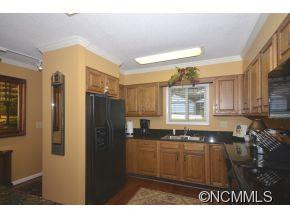 87 Willow Road  D-5 - Photo 6