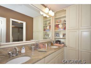 87 Willow Road  D-5 - Photo 9