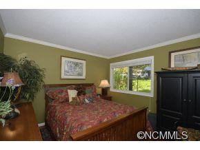 87 Willow Road  D-5 - Photo 10