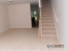83 Creekside Drive - Photo 2