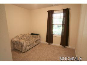 726 W Pine Street - Photo 17