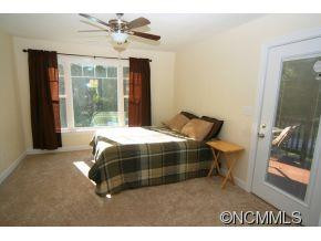 726 W Pine Street - Photo 10