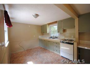 835 Forest St. - Photo 12