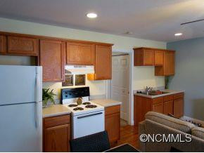 98 Unadilla Avenue - Photo 3