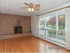 189 ROLLING GREEN DRIVE - Photo 2