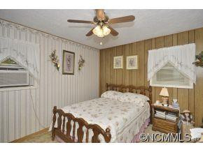 10 Shadowlawn Dr - Photo 4