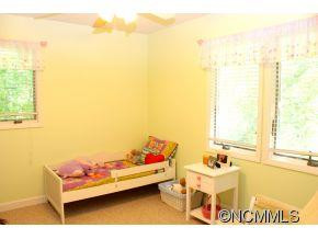 8 Sheppard Dr - Photo 14