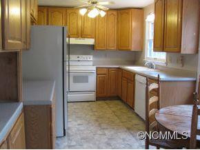 7 Carjen Avenue - Photo 4