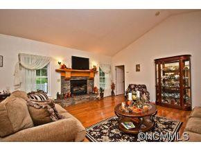 21 Tony Candler Ct - Photo 3