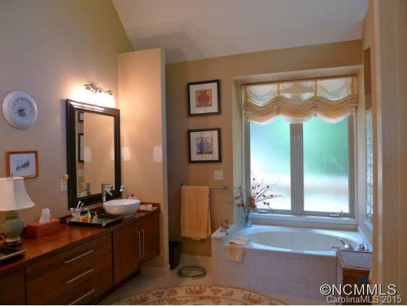 135 Uwaga Court - Photo 9
