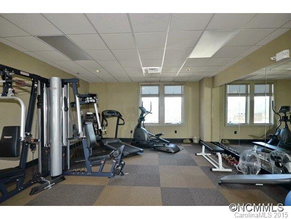 21 Battery park Unit 408 - Photo 15