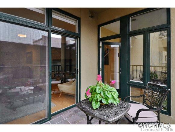 21 Battery park Unit 408 - Photo 4