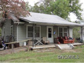 428 Village Rd