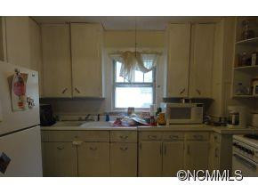 428 Village Rd - Photo 11