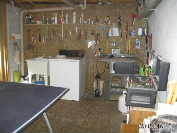 526 Robin Hood Road - Photo 16